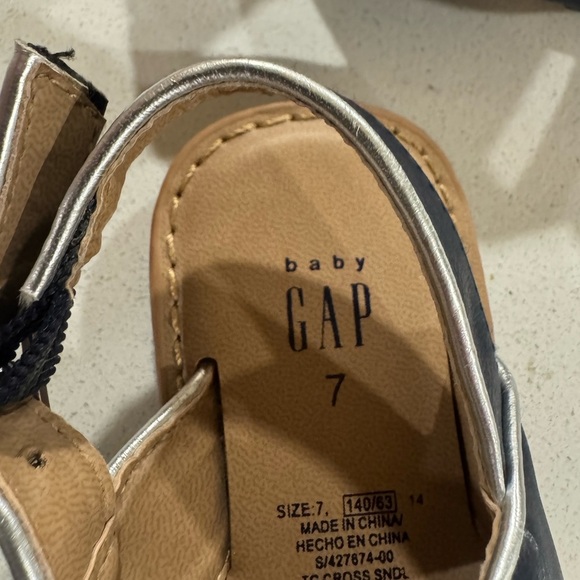 GAP Kids Blue and Tan Crisscross Sandals - Picture 2 of 3